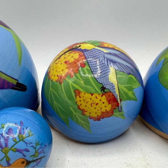 Nesting Wooden Spheres. 22.5”-4” circumference. Hummingbirds & Fuchsias - Picture 5 of 6